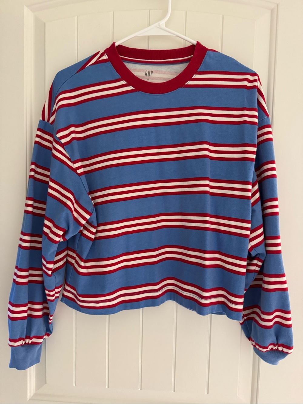 GAP women’s XS Blue & Red Striped Long-Sleeve Tee